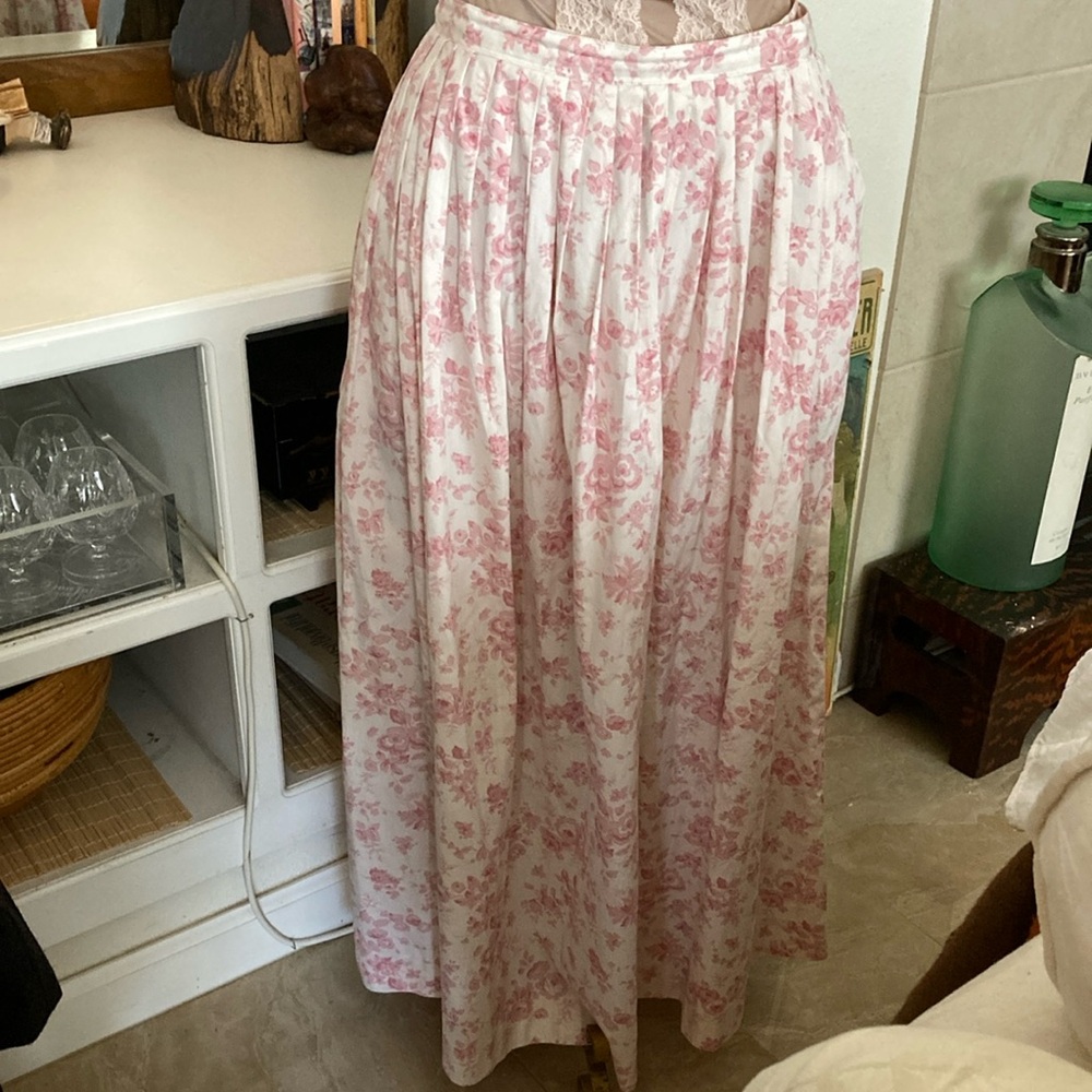 Vintage Ralph Lauren pink floral Skirt USA XS